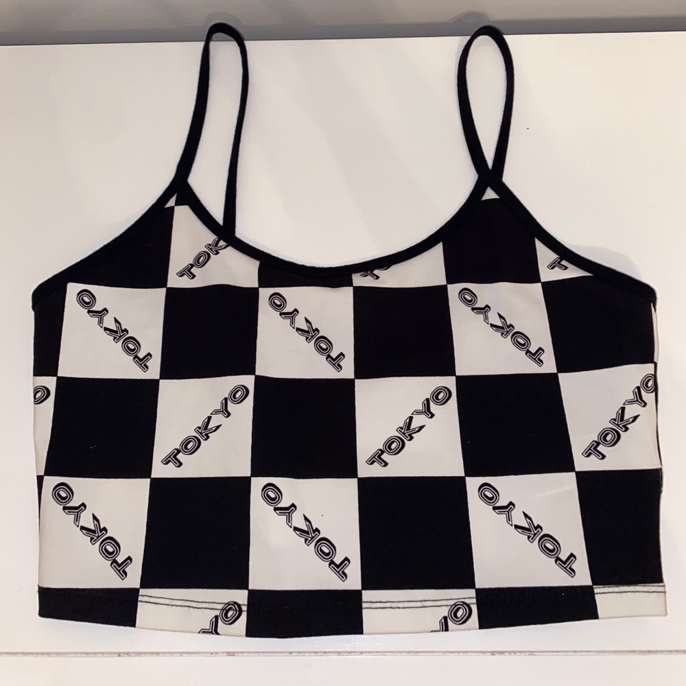 Black and white crop top
